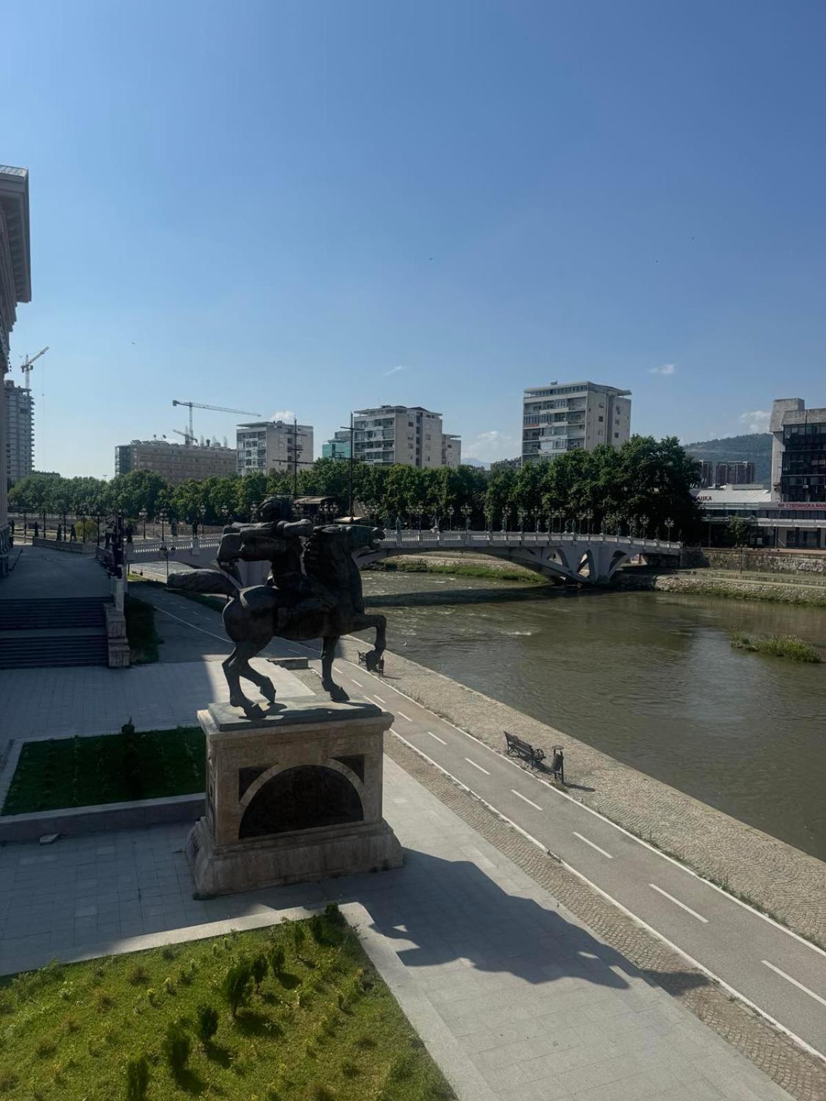 Mina Modern & Cozy Apartment Main City Square Gtc Skopje Luaran gambar